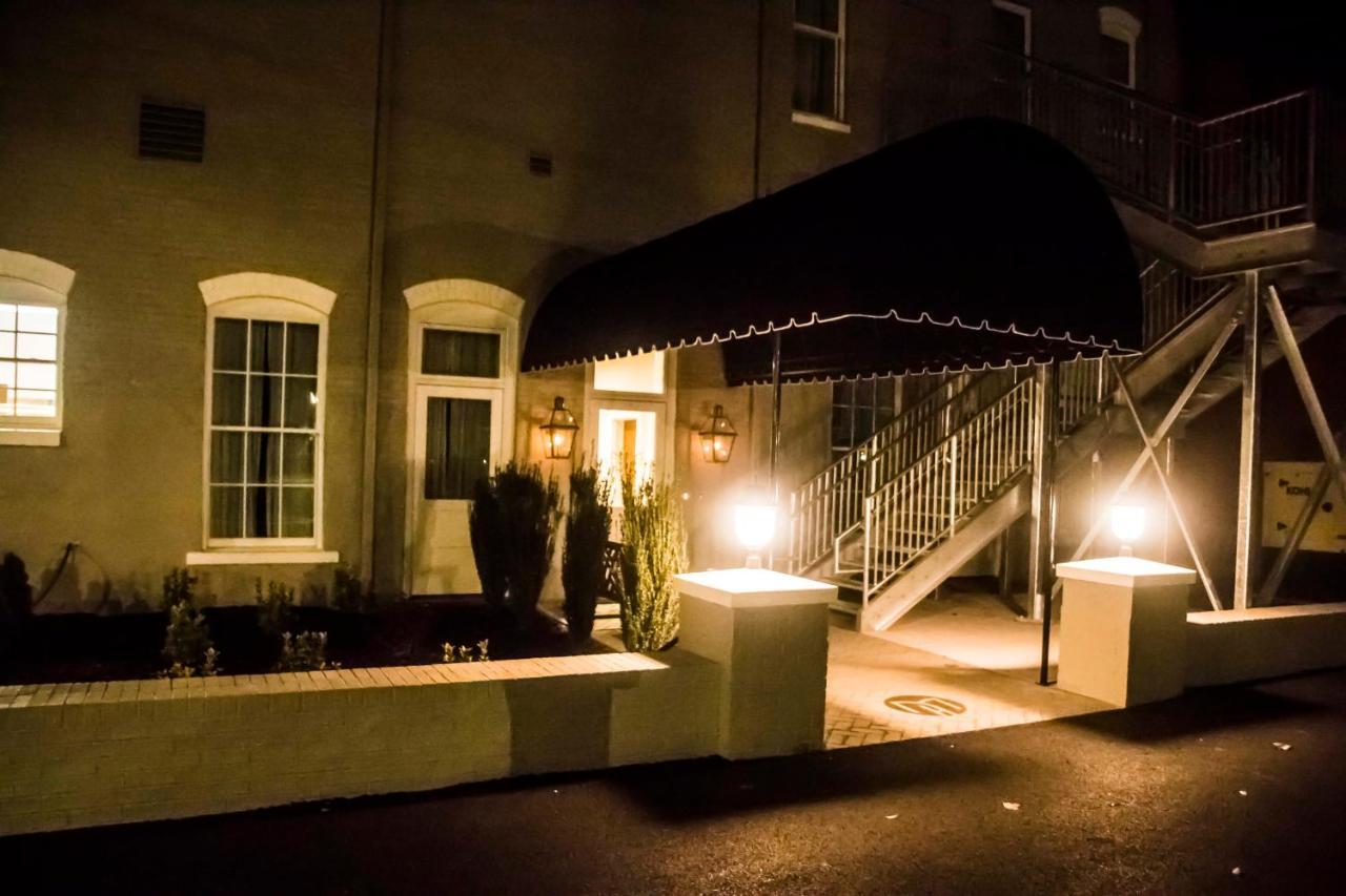 Meadows Hotel Fulton ภายนอก รูปภาพ